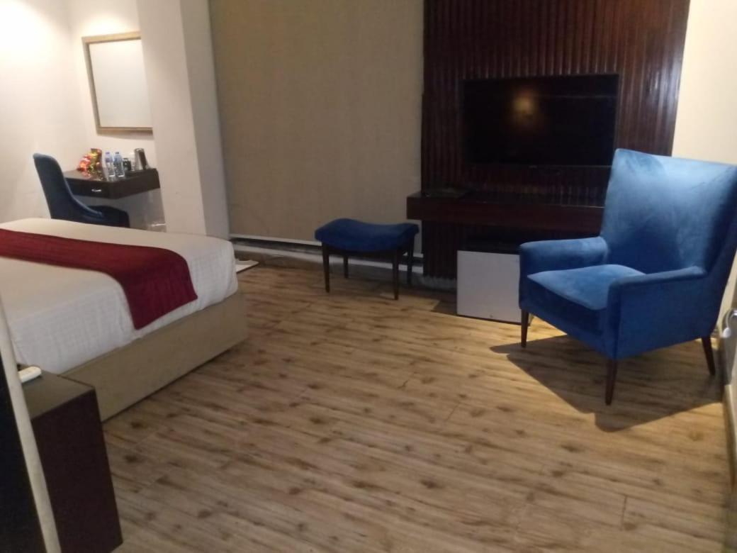 Grand Ittehad Boutique Hotel ラホール エクステリア 写真