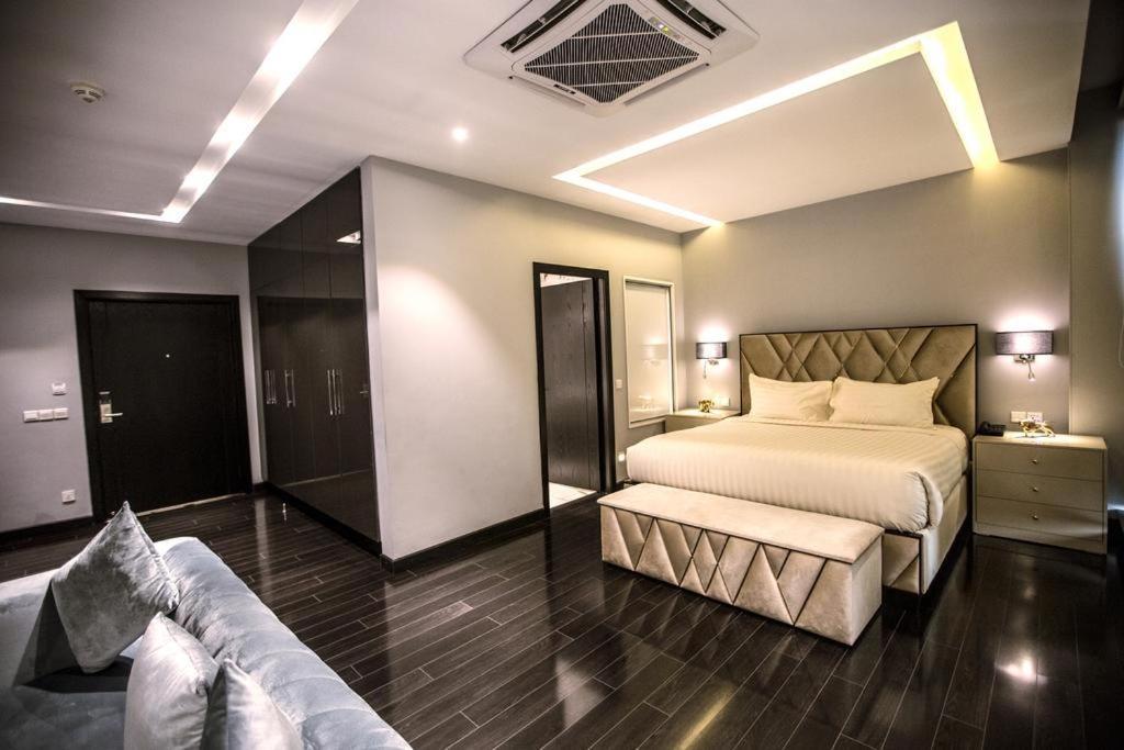 Grand Ittehad Boutique Hotel ラホール エクステリア 写真